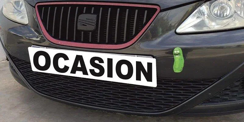 imagen de tapamatricula personalizado TAPA MATRICULAS EXPUESTO EN UN COCHE