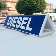 Carteles Publicitarios CON IMAN EXPUESTO EN COCHE