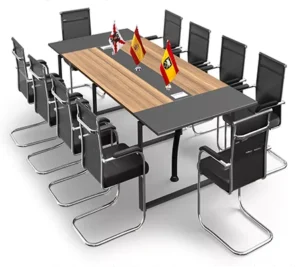 Mesa de despacho con tres peanas de sobremesa con banderas en tela de raso con escudos bordados